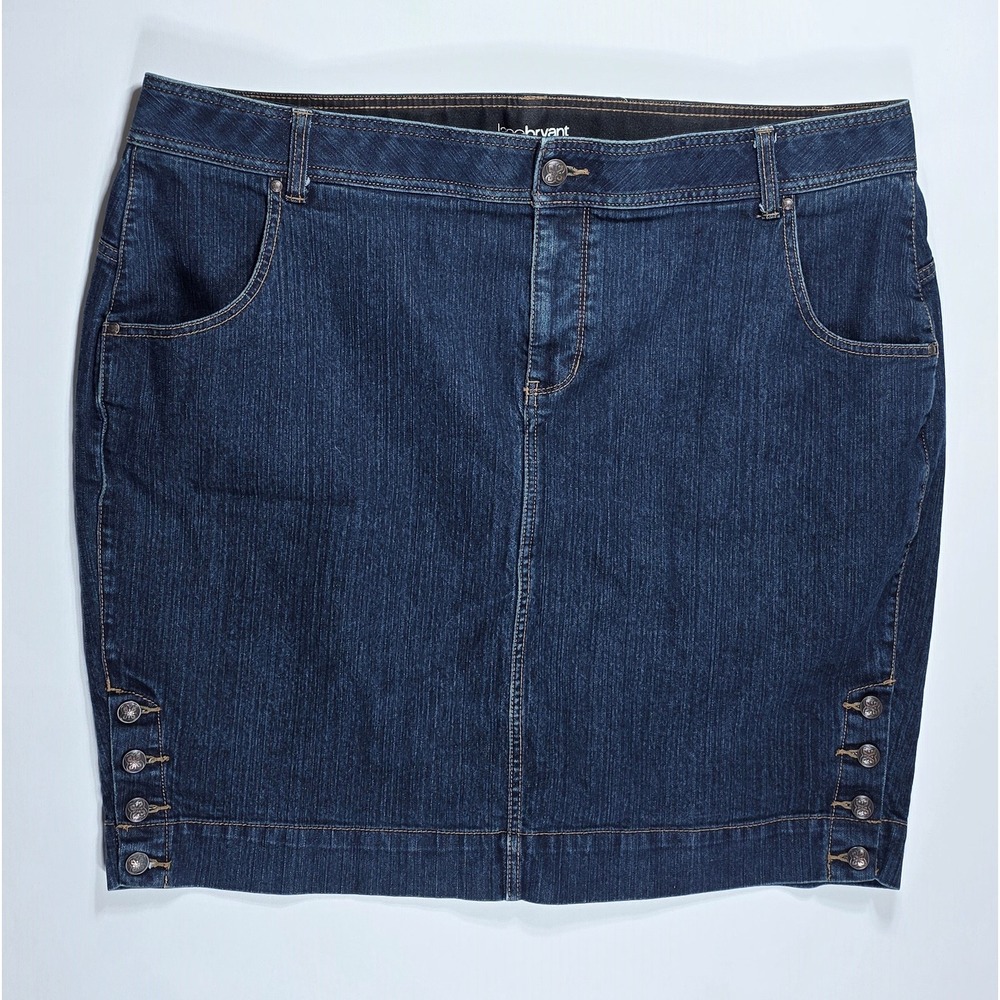 Lane Bryant Dark Wash Denim Mini Skirt Size 22 Button Detail Stretch Jean Skirt